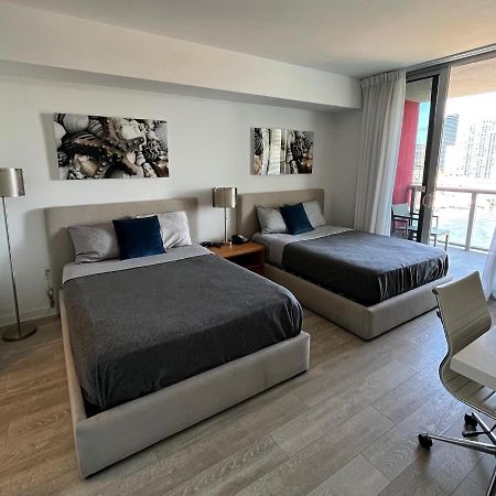 2Bd 2Ba Condo @Beachwalk Resort W/Pool Hallandale Beach Dış mekan fotoğraf
