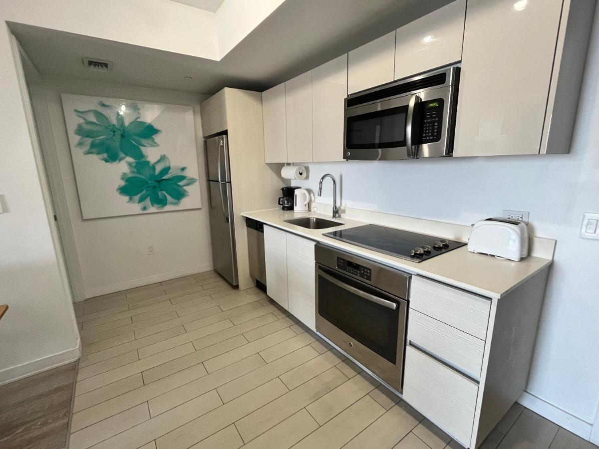 2Bd 2Ba Condo @Beachwalk Resort W/Pool Hallandale Beach Dış mekan fotoğraf